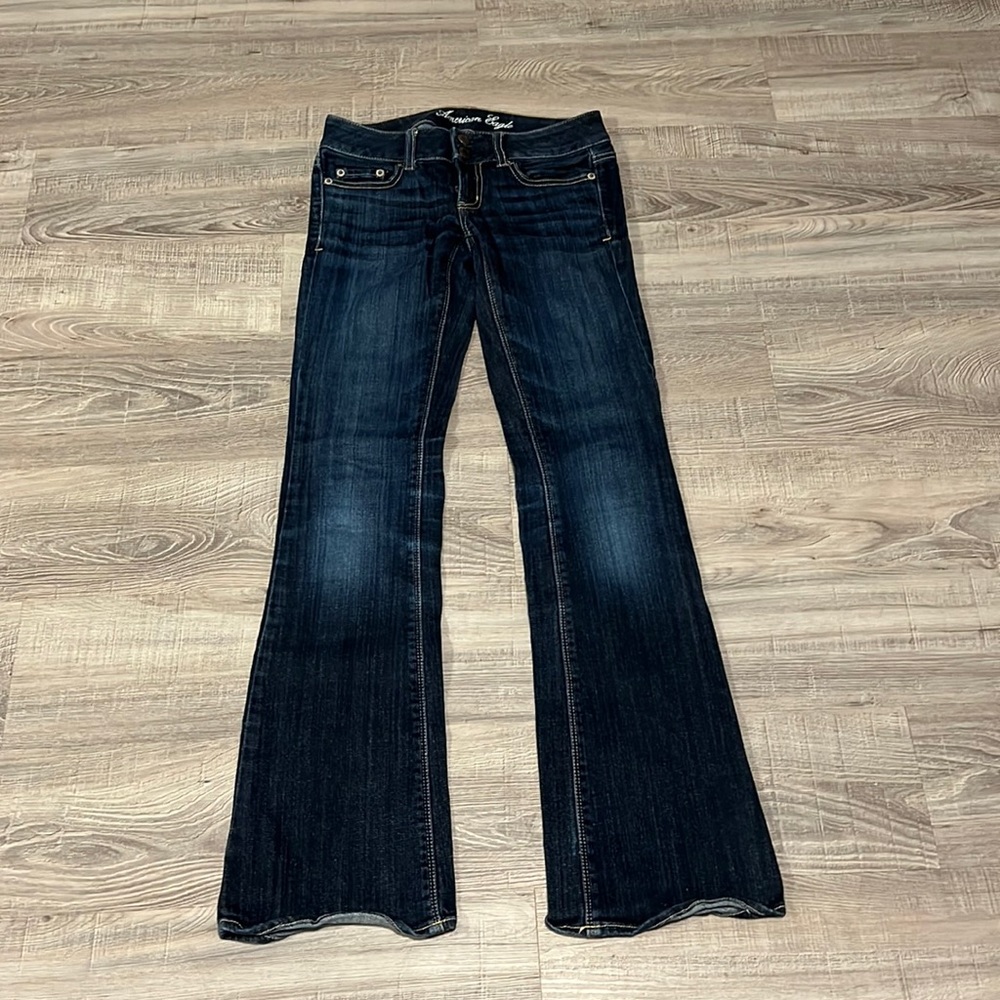 AE artist jeans